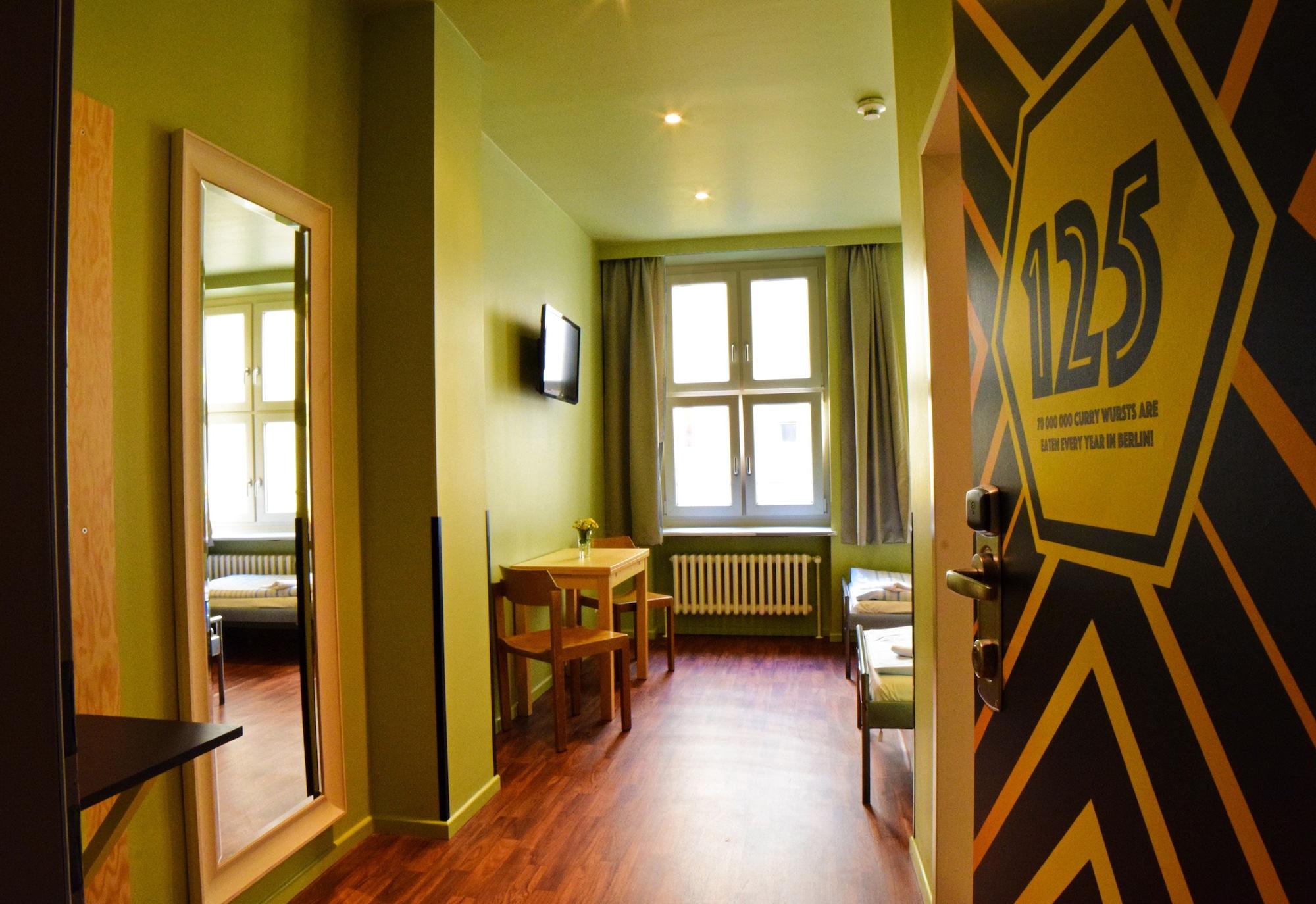 Amstel House Hostel Berlin Exterior photo