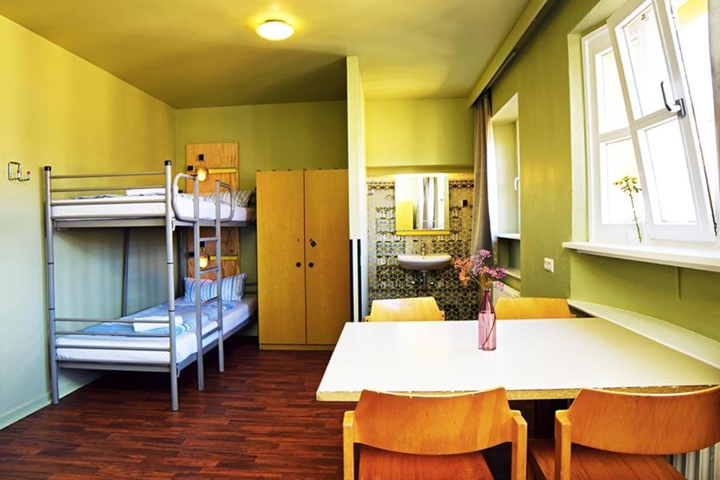 Amstel House Hostel Berlin Exterior photo